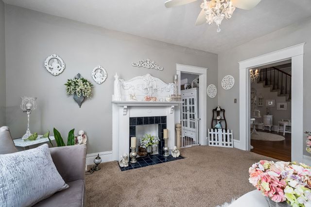 107 N Main St, Sparta, TN 38583