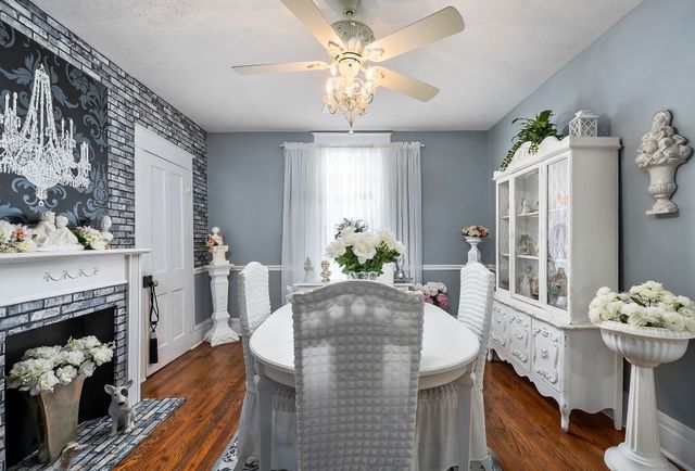 107 N Main St, Sparta, TN 38583