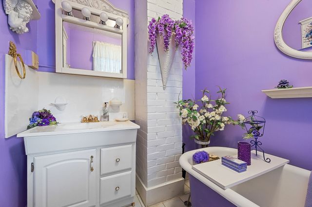 107 N Main St, Sparta, TN 38583