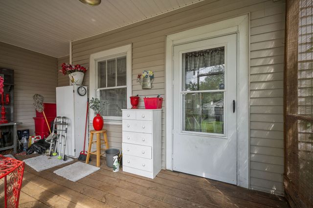 107 N Main St, Sparta, TN 38583