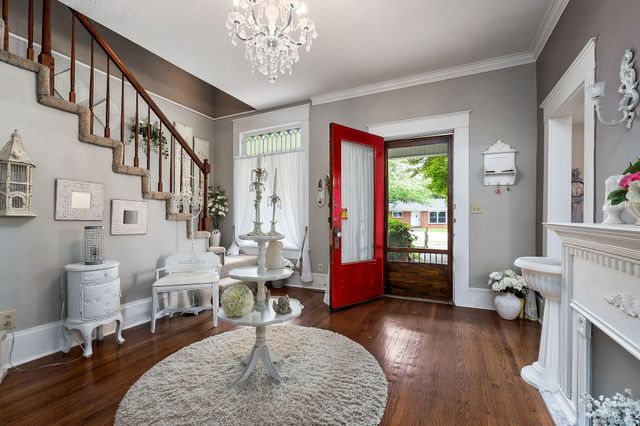 107 N Main St, Sparta, TN 38583