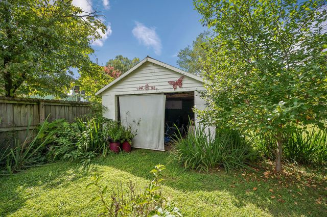 107 N Main St, Sparta, TN 38583