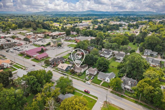 107 N Main St, Sparta, TN 38583