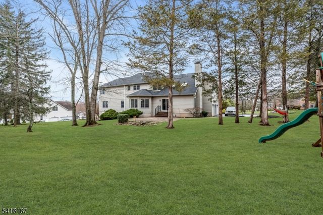 4 Dumont Ct, Bridgewater Twp., NJ 08807
