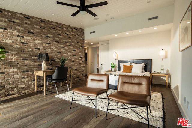 934 1st Street, Manhattan Beach, CA 90266