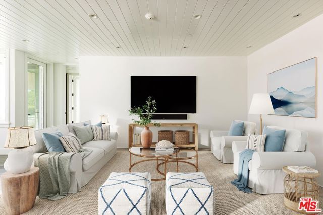 934 1st Street, Manhattan Beach, CA 90266