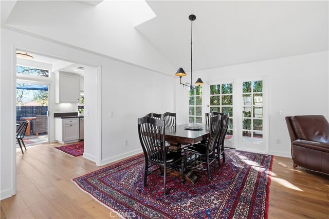 26352 Ivrea, Valencia, CA 91355