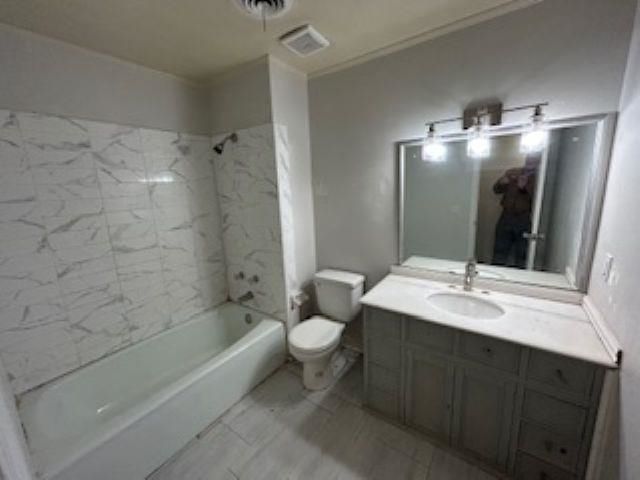 4421 W Shannon Lakes Drive, Tallahassee, FL 32309