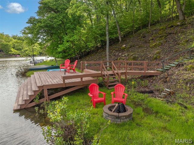 709 Aspen Peak Drive, Innsbrook, MO 63390