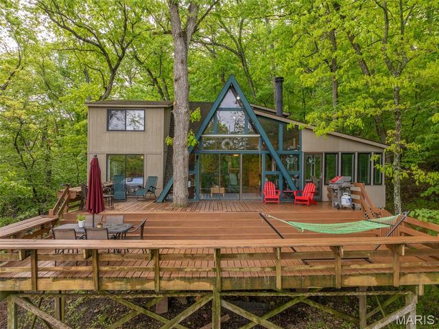 709 Aspen Peak Drive, Innsbrook, MO 63390