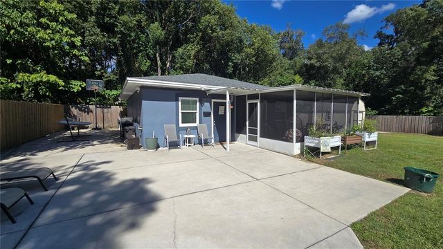 311 W LEWIS AVENUE, Apopka, FL 32712