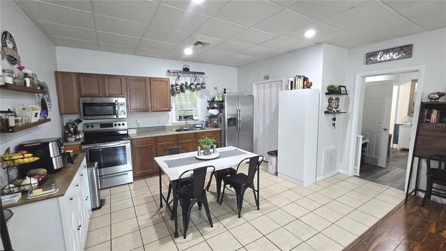 311 W LEWIS AVENUE, Apopka, FL 32712