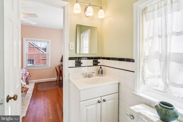 5833 NEBRASKA AVE NW, Washington, DC 20015