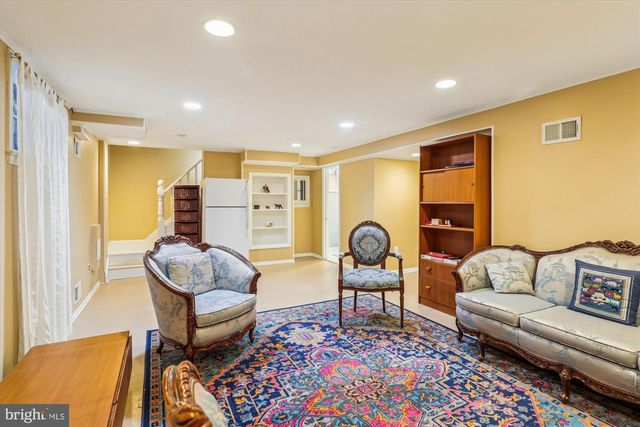 5833 NEBRASKA AVE NW, Washington, DC 20015