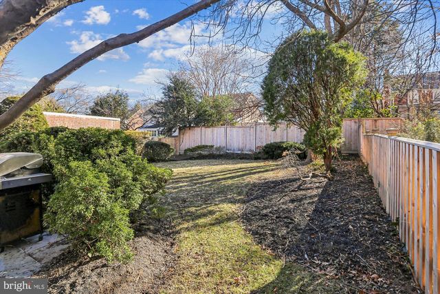 5833 NEBRASKA AVE NW, Washington, DC 20015