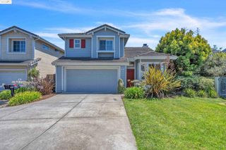 16 Bay Harbor Ct, Richmond, CA 94804