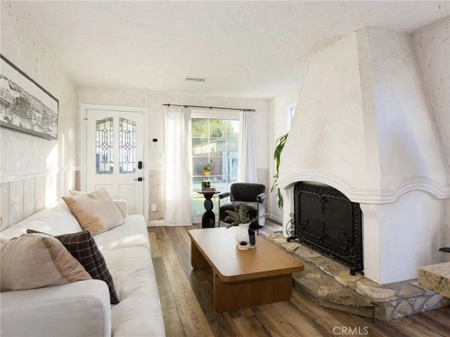 1145 6th, Hermosa Beach, CA 90254