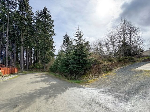 9999 W 8th Street, Port Angeles, WA 98363