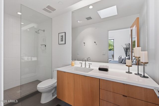 7433 E CHOLLA Lane, Scottsdale, AZ 85250