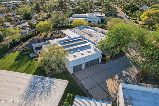 7433 E CHOLLA Lane, Scottsdale, AZ 85250