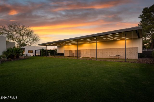 7433 E CHOLLA Lane, Scottsdale, AZ 85250