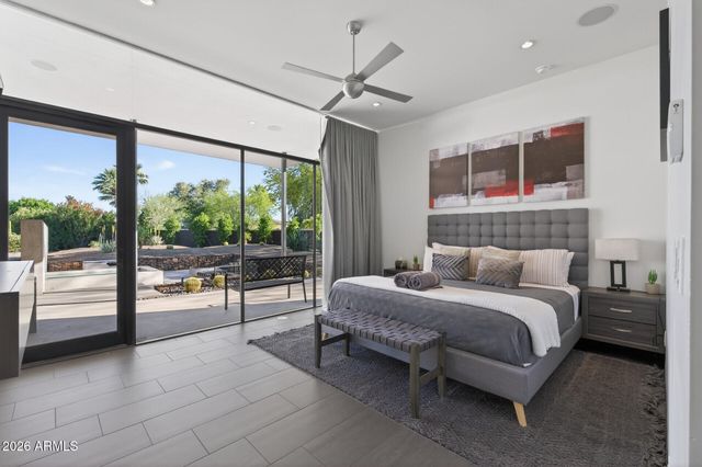 7433 E CHOLLA Lane, Scottsdale, AZ 85250