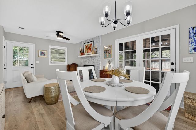 370 Edge Avenue, Valparaiso, FL 32580