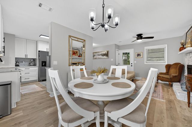 370 Edge Avenue, Valparaiso, FL 32580