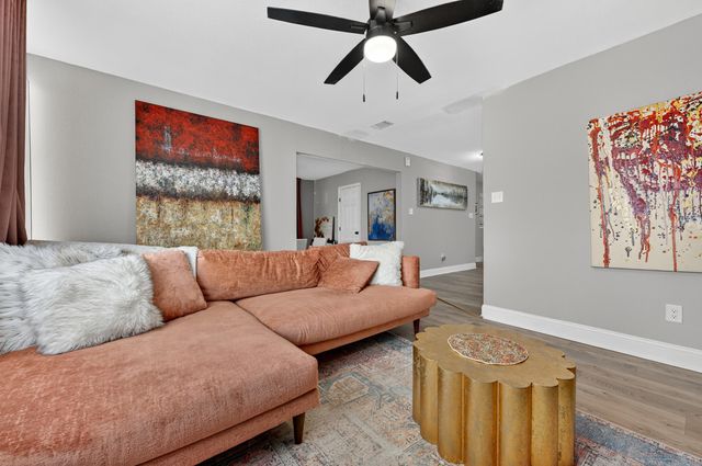 370 Edge Avenue, Valparaiso, FL 32580