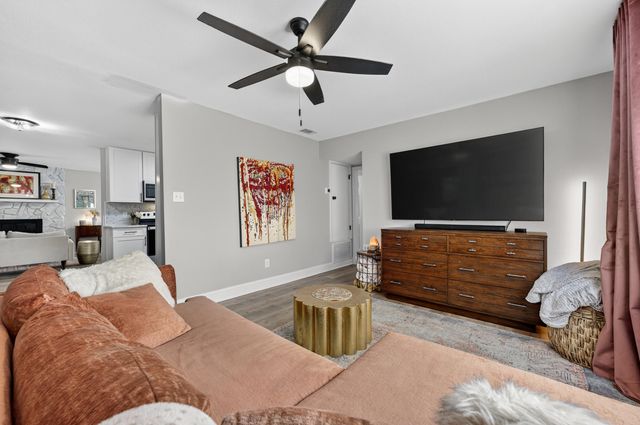 370 Edge Avenue, Valparaiso, FL 32580