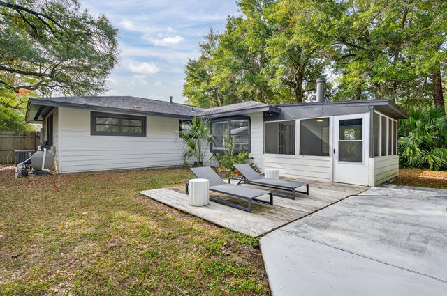 370 Edge Avenue, Valparaiso, FL 32580