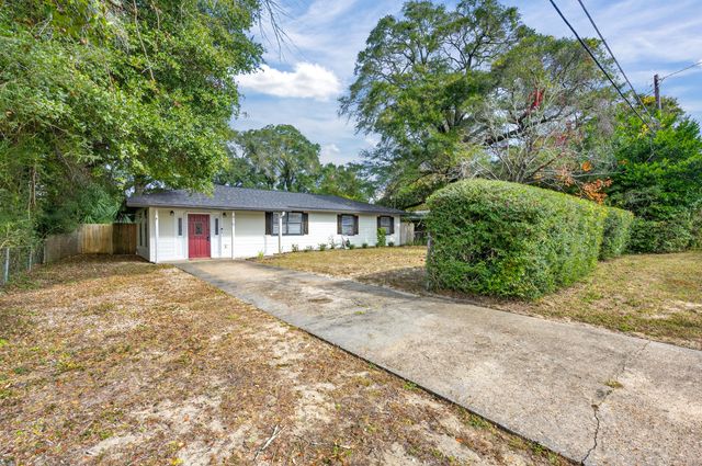 370 Edge Avenue, Valparaiso, FL 32580