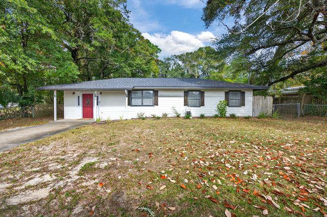 370 Edge Avenue, Valparaiso, FL 32580