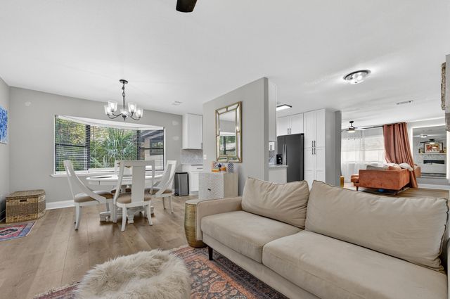 370 Edge Avenue, Valparaiso, FL 32580