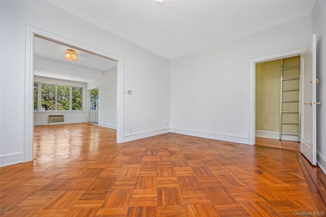 78-12 64th Street, Glendale, NY 11385