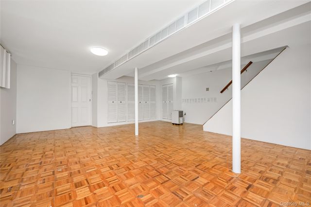 78-12 64th Street, Glendale, NY 11385
