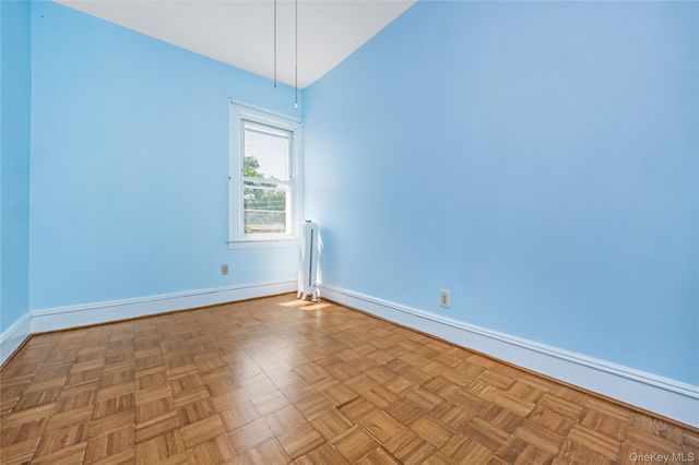 78-12 64th Street, Glendale, NY 11385