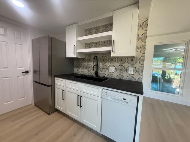 5903 Nancy DR A, Austin, TX 78745