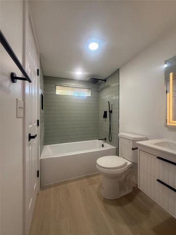 5903 Nancy DR A, Austin, TX 78745