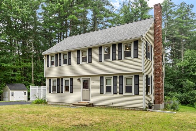 378 Pelham Rd, Dracut, MA 01826