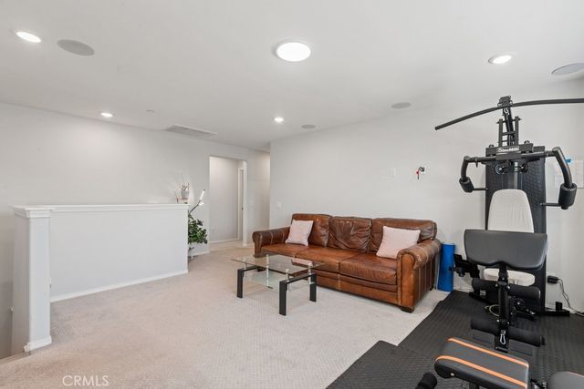 6767 Rowen Way, Riverside, CA 92504