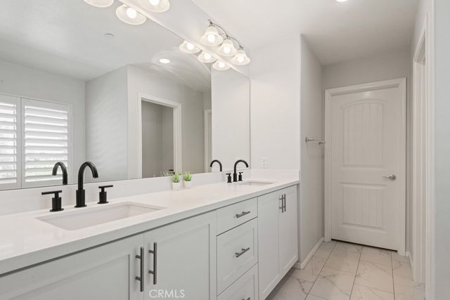 6767 Rowen Way, Riverside, CA 92504