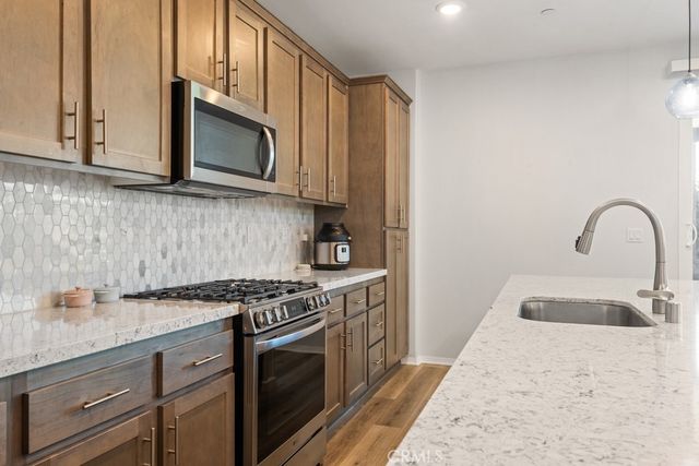 6767 Rowen Way, Riverside, CA 92504