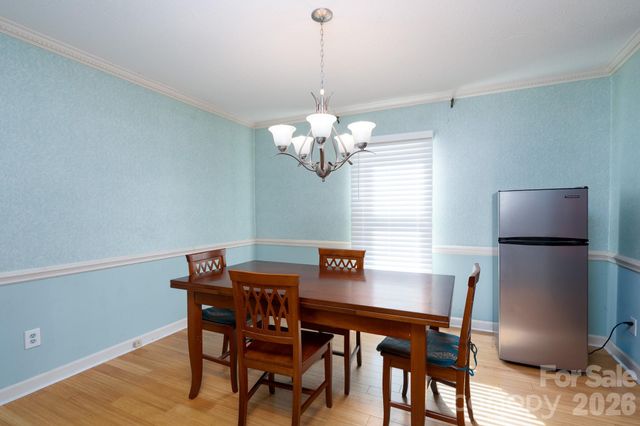 1516 Edinburg Drive, Gastonia, NC 28054