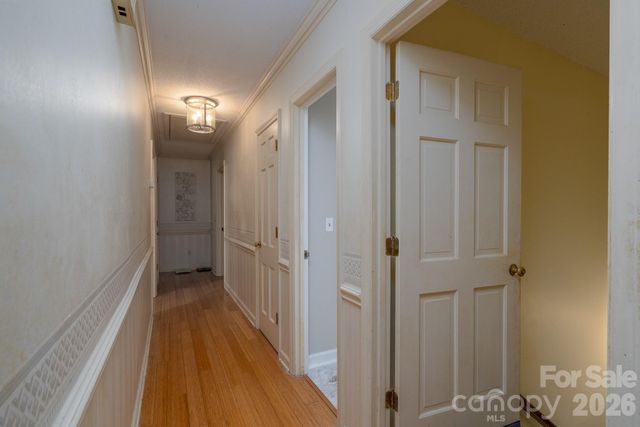 1516 Edinburg Drive, Gastonia, NC 28054