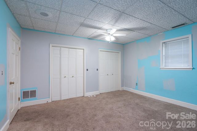 1516 Edinburg Drive, Gastonia, NC 28054