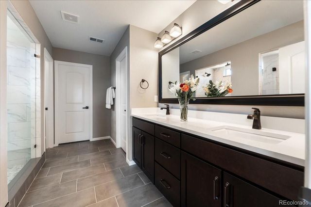 8480 Arapahoe Peak Street, Littleton, CO 80125