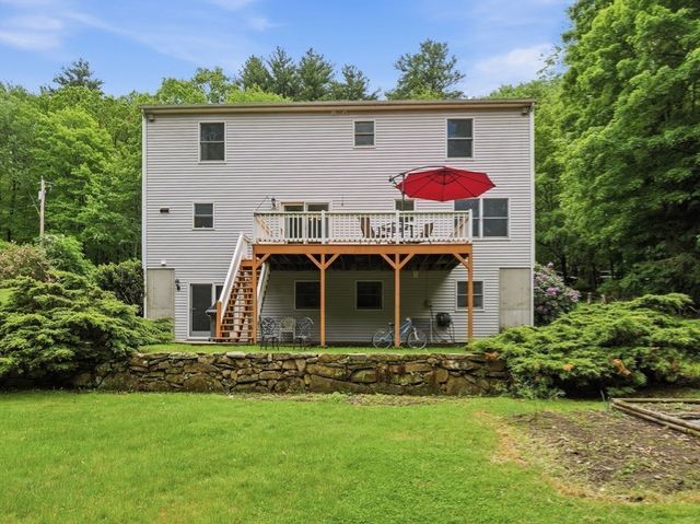 28 Lincoln St, Hopkinton, MA 01748