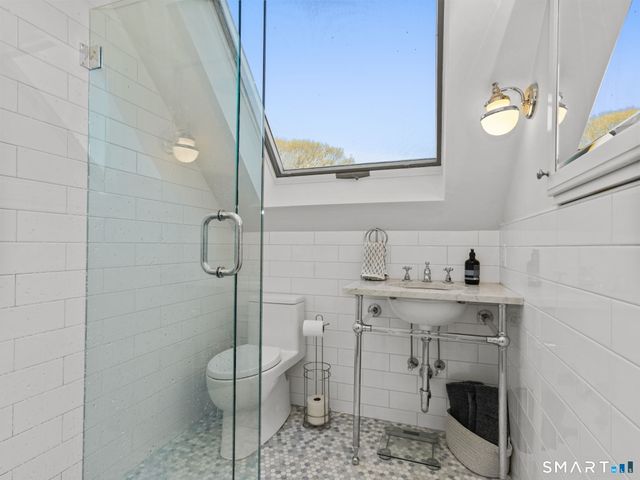 6 Park Lane, Darien, CT 06820