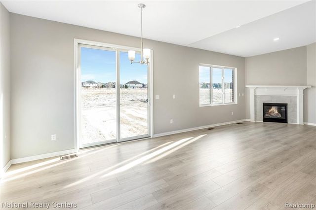 53240 Woodland Meadows, Chesterfield, MI 48047